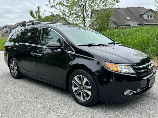 Crystal Black Pearl 2015 Honda Odyssey Touring