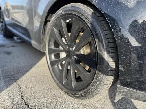 2026 Land Rover Range Rover Sport SE