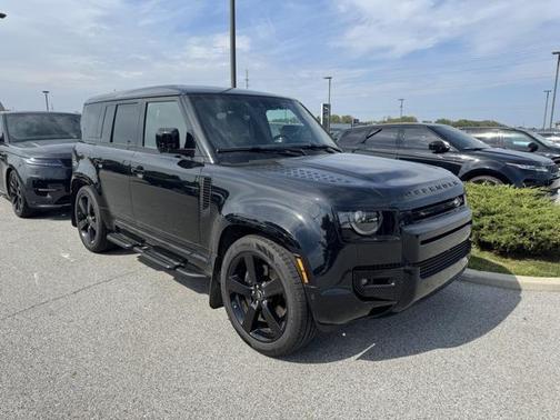 2025 Land Rover Defender 110 P500 X-Dynamic SE