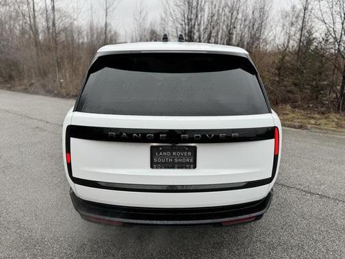 2026 Land Rover Range Rover P400 SE