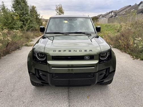 2026 Land Rover Defender X-Dynamic SE