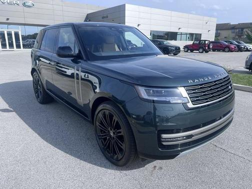 2025 Land Rover Range Rover P400 SE