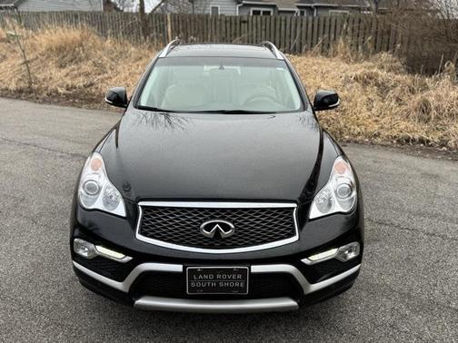2017 INFINITI QX50 Base