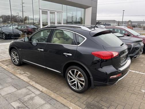 2017 INFINITI QX50 Base