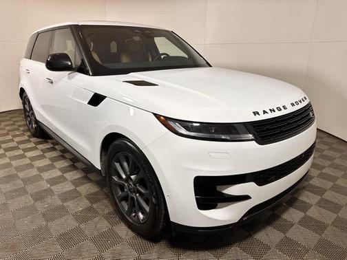 2025 Land Rover Range Rover Sport SE