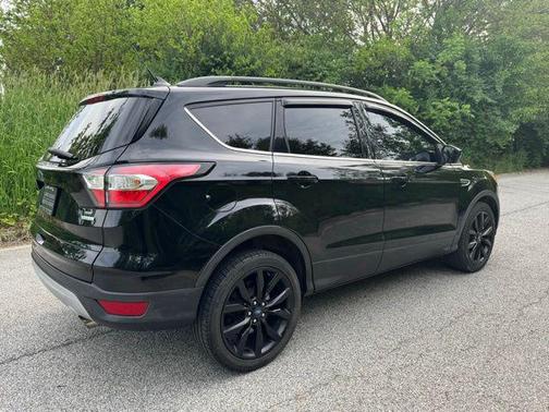 Shadow Black 2018 Ford Escape SE