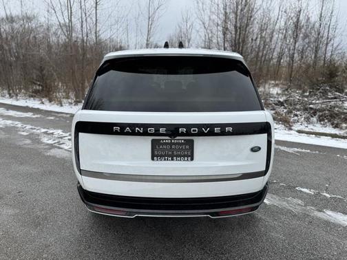 2023 Land Rover Range Rover P530 SE