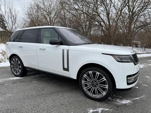 2023 Land Rover Range Rover P530 SE