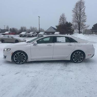2020 Lincoln MKZ Reserve