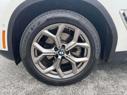 2022 BMW X4 xDrive30i