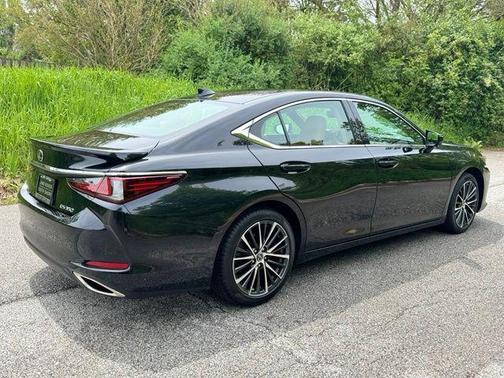 Caviar 2024 Lexus ES 350 Base