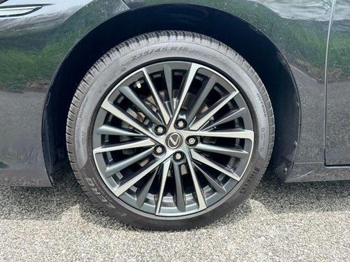 Caviar 2024 Lexus ES 350 Base