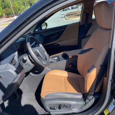 Caviar 2024 Lexus ES 350 Base