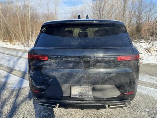 2025 Land Rover Range Rover Sport SE