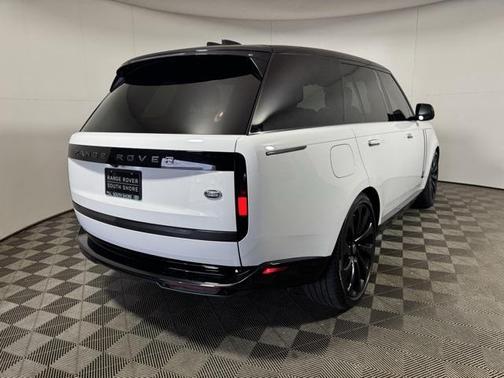 2023 Land Rover Range Rover P400 SE