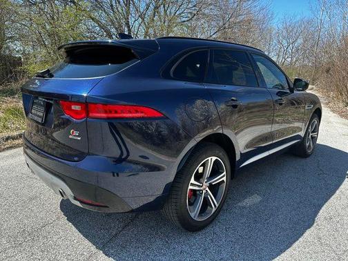 Dark Sapphire Metallic 2017 Jaguar F-PACE S