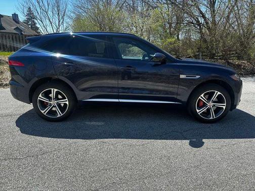 Dark Sapphire Metallic 2017 Jaguar F-PACE S