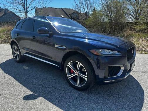 Dark Sapphire Metallic 2017 Jaguar F-PACE S