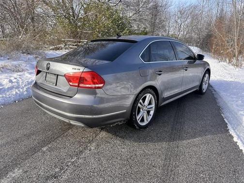 2014 Volkswagen Passat 2.0L TDI DSG SE w/Sunroof