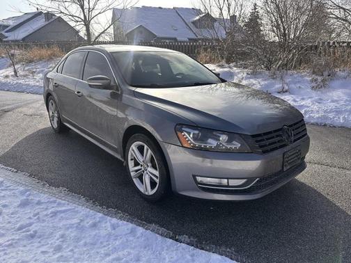 2014 Volkswagen Passat 2.0L TDI DSG SE w/Sunroof