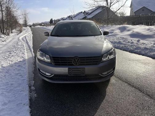 2014 Volkswagen Passat 2.0L TDI DSG SE w/Sunroof