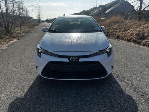 Wind Chill Pearl 2026 Toyota Corolla LE