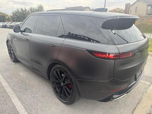 2024 Land Rover Range Rover Sport SE