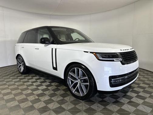 2025 Land Rover Range Rover P550e SE