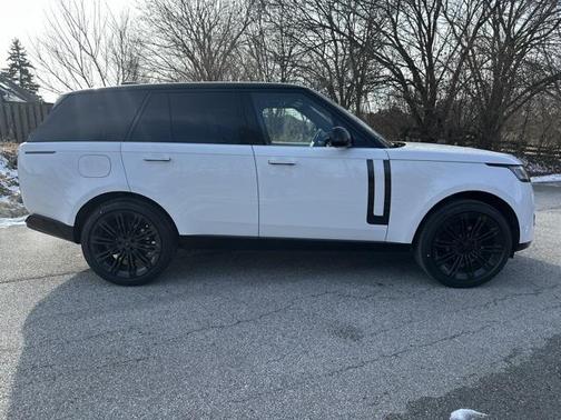 2026 Land Rover Range Rover P400 SE