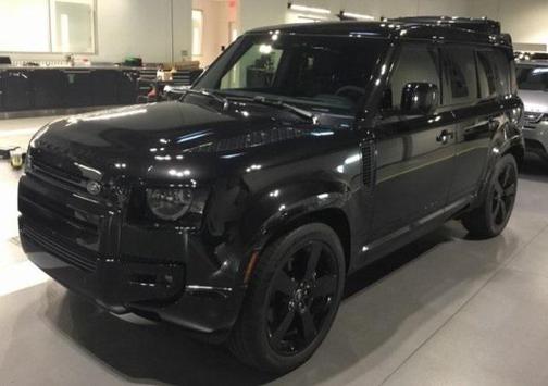 2024 Land Rover Defender 110 V8