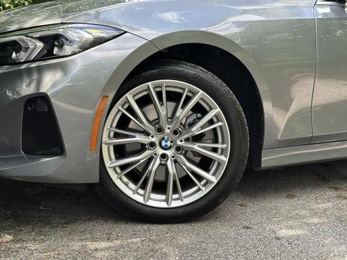 2024 BMW 330 i xDrive