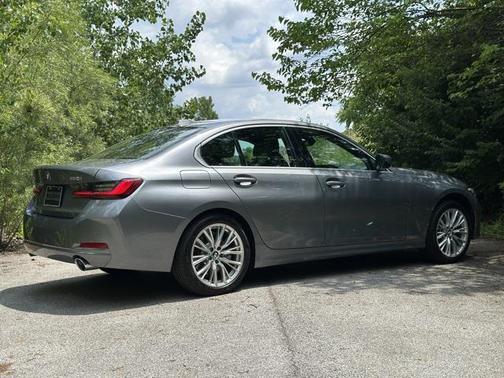 2024 BMW 330 i xDrive