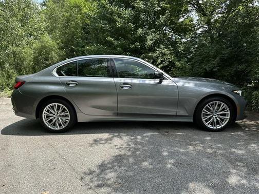2024 BMW 330 i xDrive