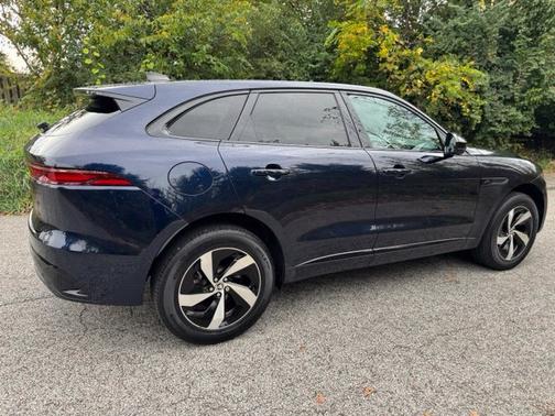 Portofino Blue Metallic 2024 Jaguar F-PACE P250 R-Dynamic S