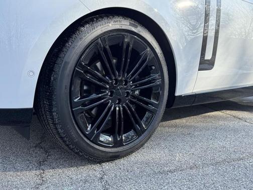 2026 Land Rover Range Rover P400 SE