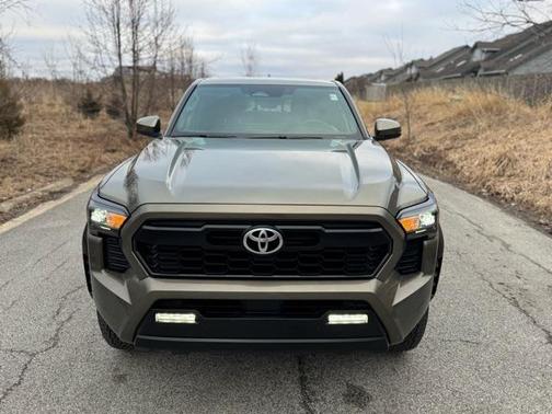 2024 Toyota Tacoma TRD Off Road