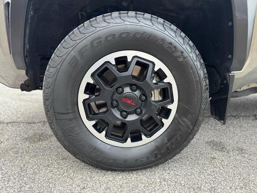 2024 Toyota Tacoma TRD Off Road