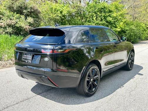 Santorini Black Metallic 2023 Land Rover Range Rover Velar P250 S