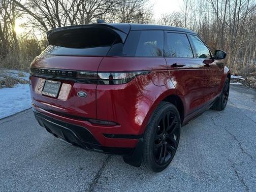 2023 Land Rover Range Rover Evoque R-Dynamic SE