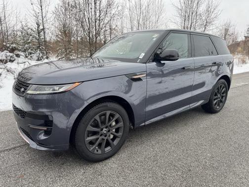 2025 Land Rover Range Rover Sport SE