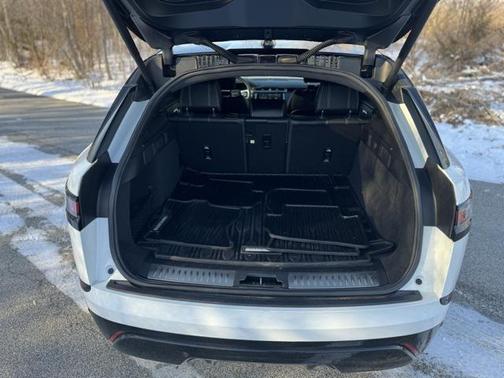 2022 Land Rover Range Rover Velar P250 S R-Dynamic