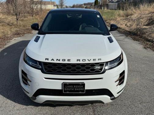 Fuji White 2023 Land Rover Range Rover Evoque R-Dynamic SE