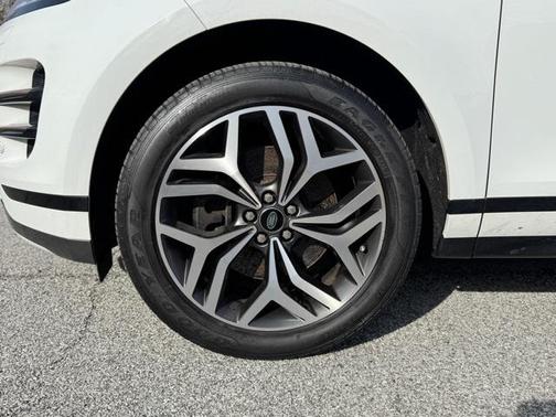 2023 Land Rover Range Rover Evoque R-Dynamic SE