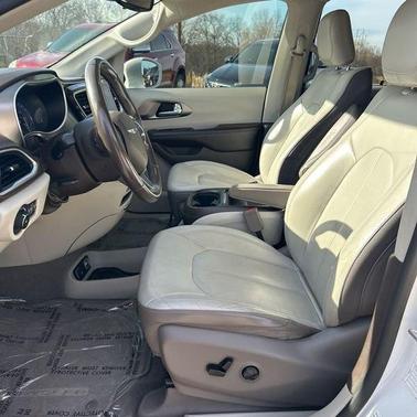 2018 Chrysler Pacifica Touring-L