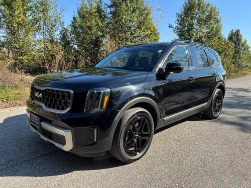 Ebony Black 2023 Kia Telluride EX X-Line