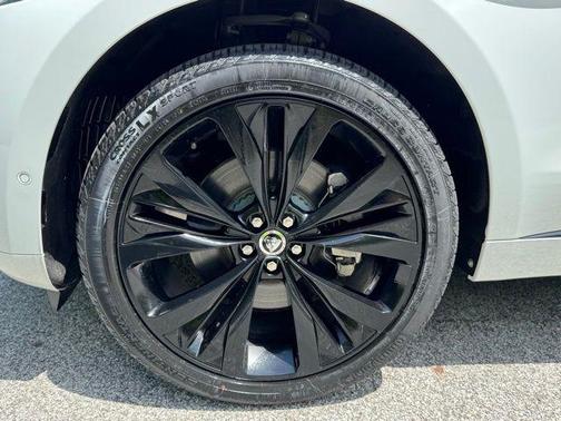 Fuji White 2026 Jaguar F-PACE R-Dynamic S P400 AWD Automatic