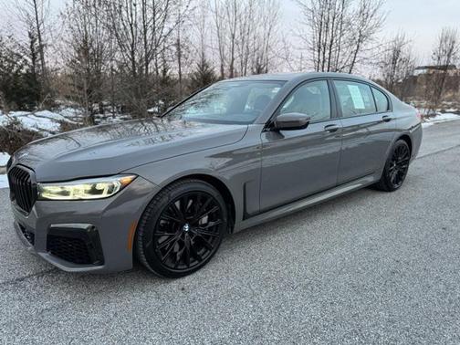 2022 BMW 750 i xDrive