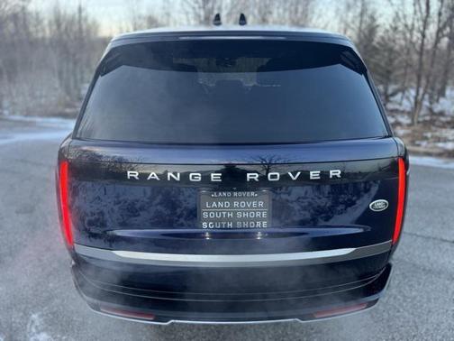 2023 Land Rover Range Rover P530 SE