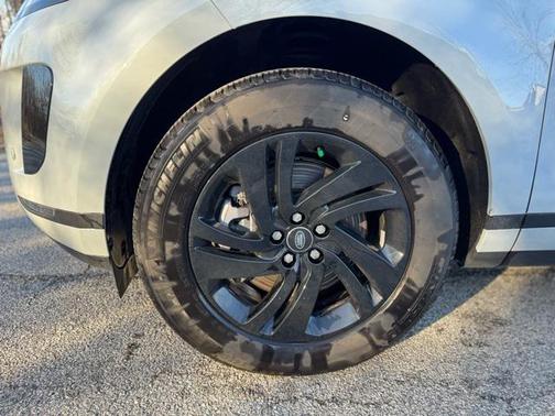 2026 Land Rover Range Rover Evoque Core S