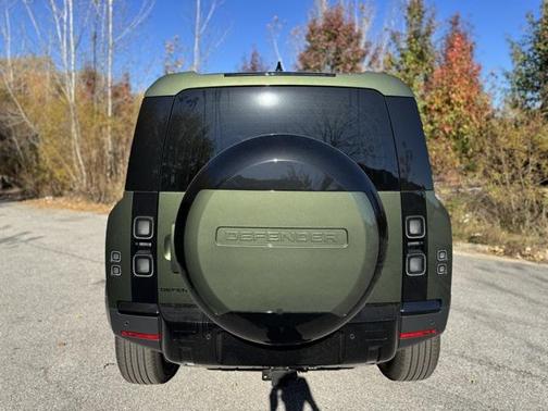 2026 Land Rover Defender S